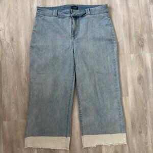NYDJ Not Your Daughters Jeans denim cropped wide leg distressed hem size 14